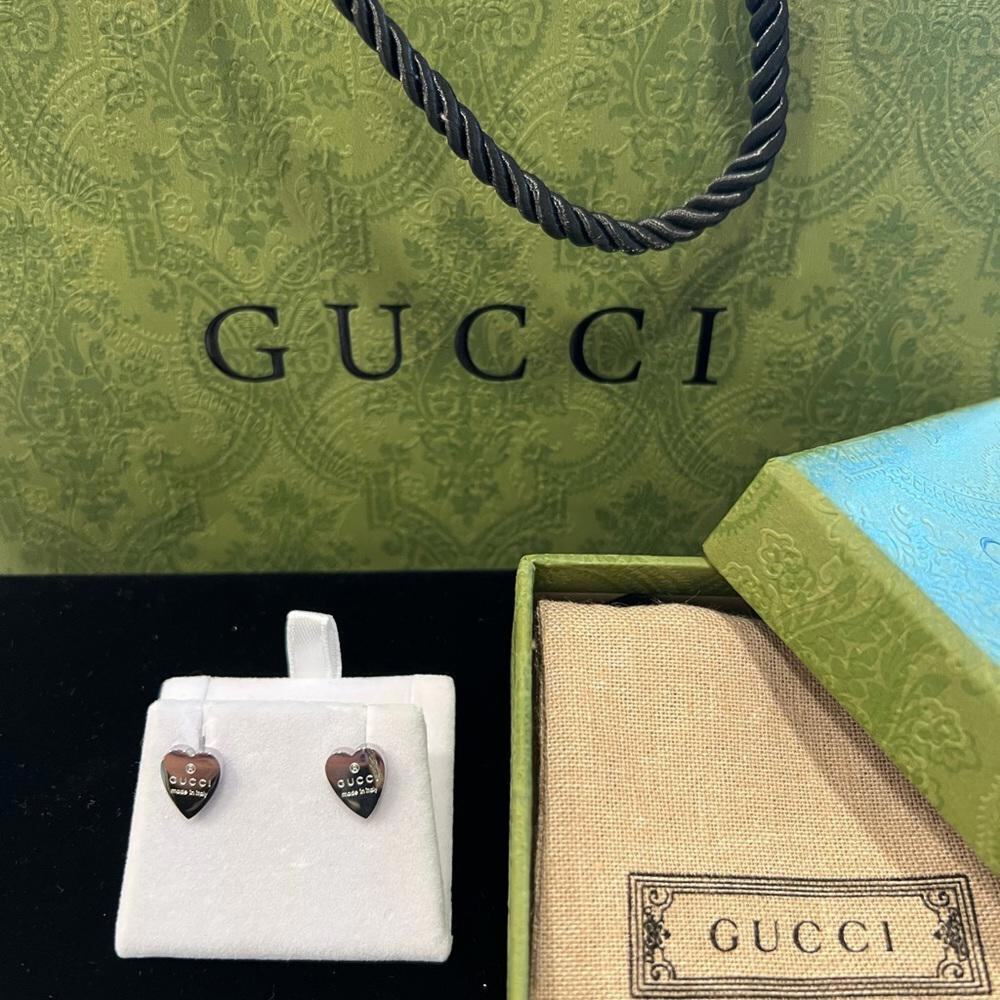 Gucci Trademark Silver Heart-Shaped Earrings (GGXX020) - Picture 2 of 4
